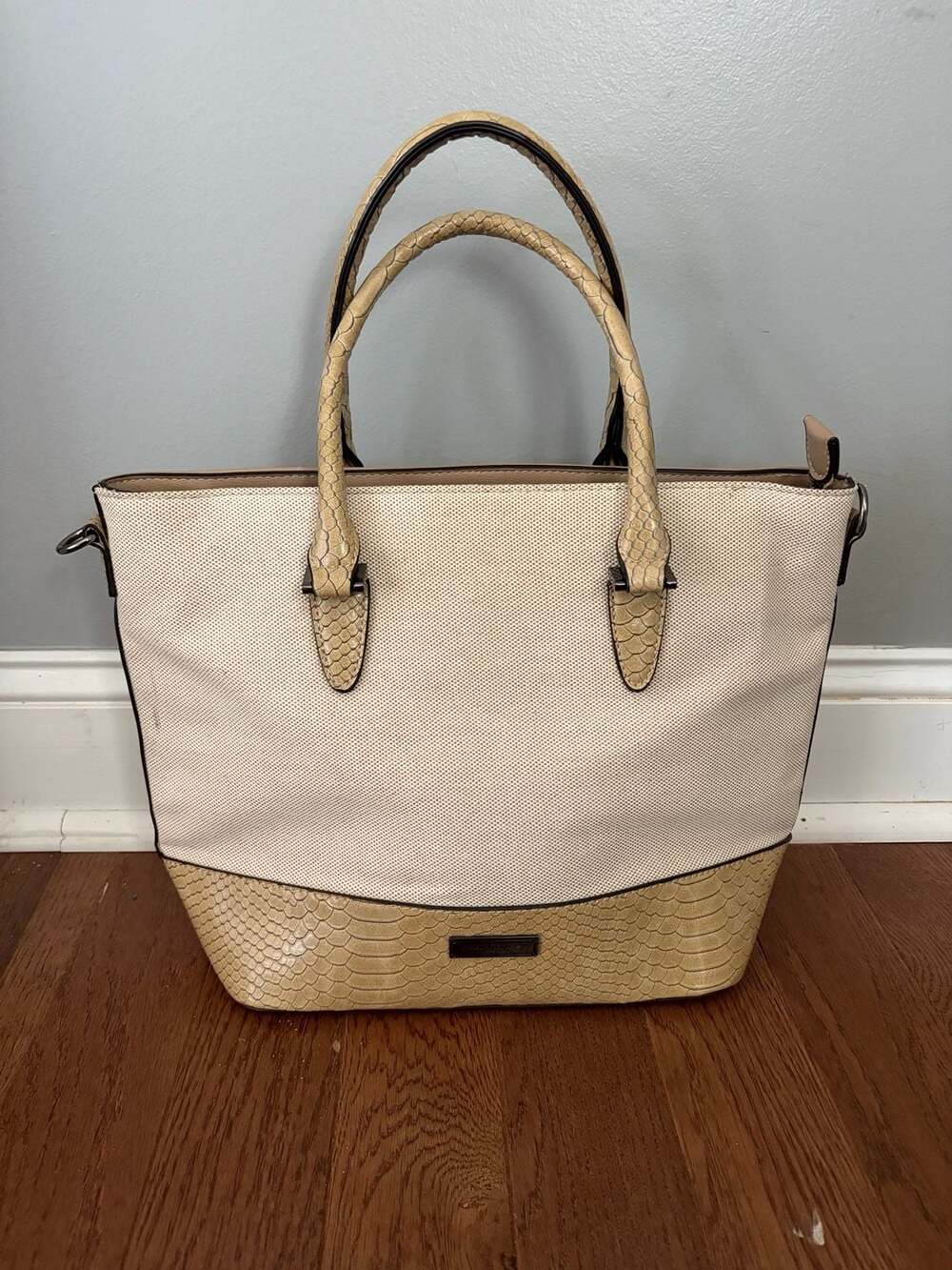 Davio Jones Beige and Tan Two-Tone Tote Bag with Snake-Embossed Handles and Base